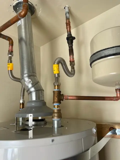 Water heater installation and plumbing repair in Lexington Town Center